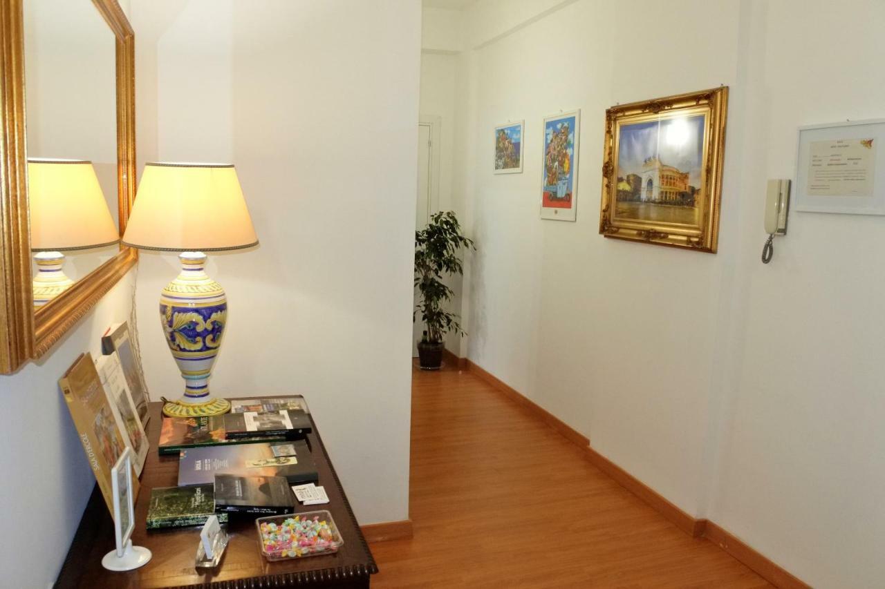 B&B Noto Politeama Палермо Екстериор снимка